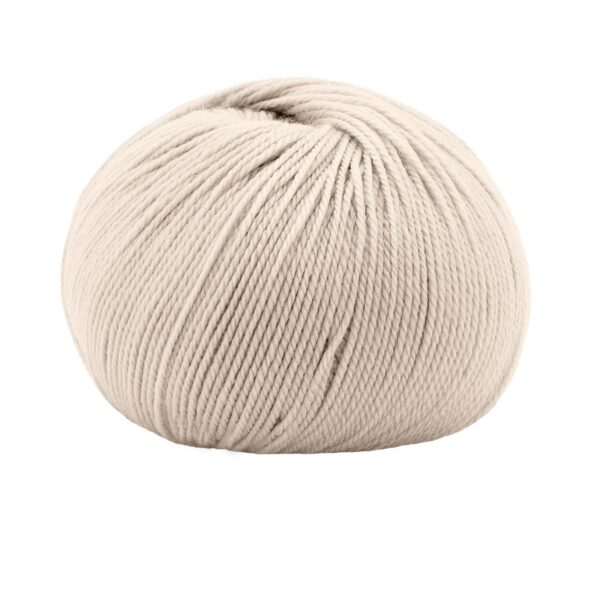 Gomitolo Pregià 50 gr. - 200 mt. colore 10011 Gomitolo Pregià 50 gr. - 200 mt. 80% Lana Merino Extrafine - 20% Cachemere colore 10011